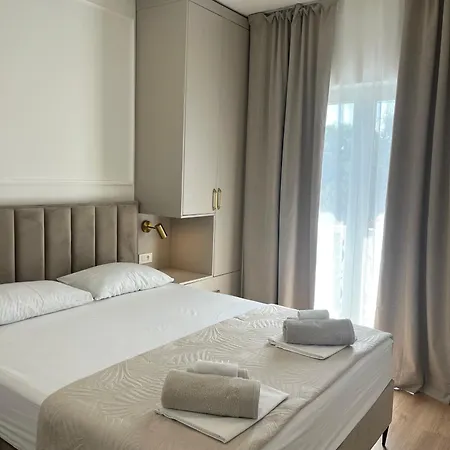 New Ana Apartman Petrčane